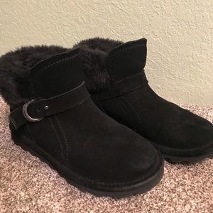 Mini boots